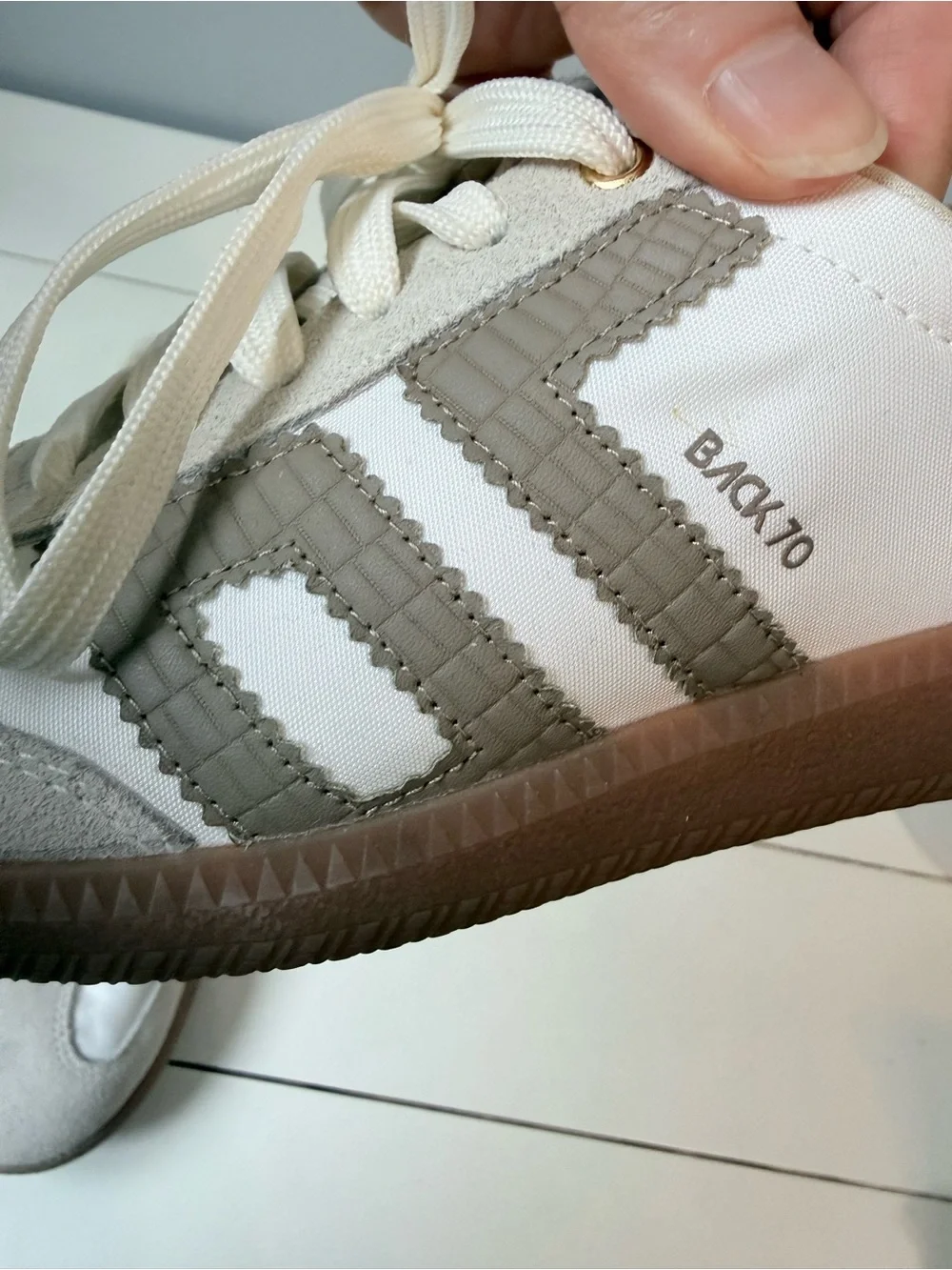 Back 70 Ghost Sneaker Taupe White Size 37